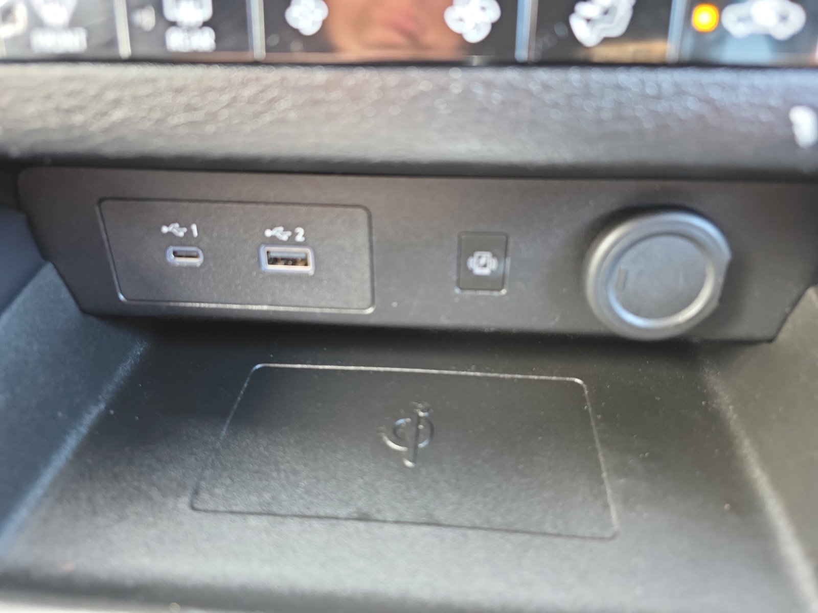 Used 2024 Mitsubishi Outlander SE image 20