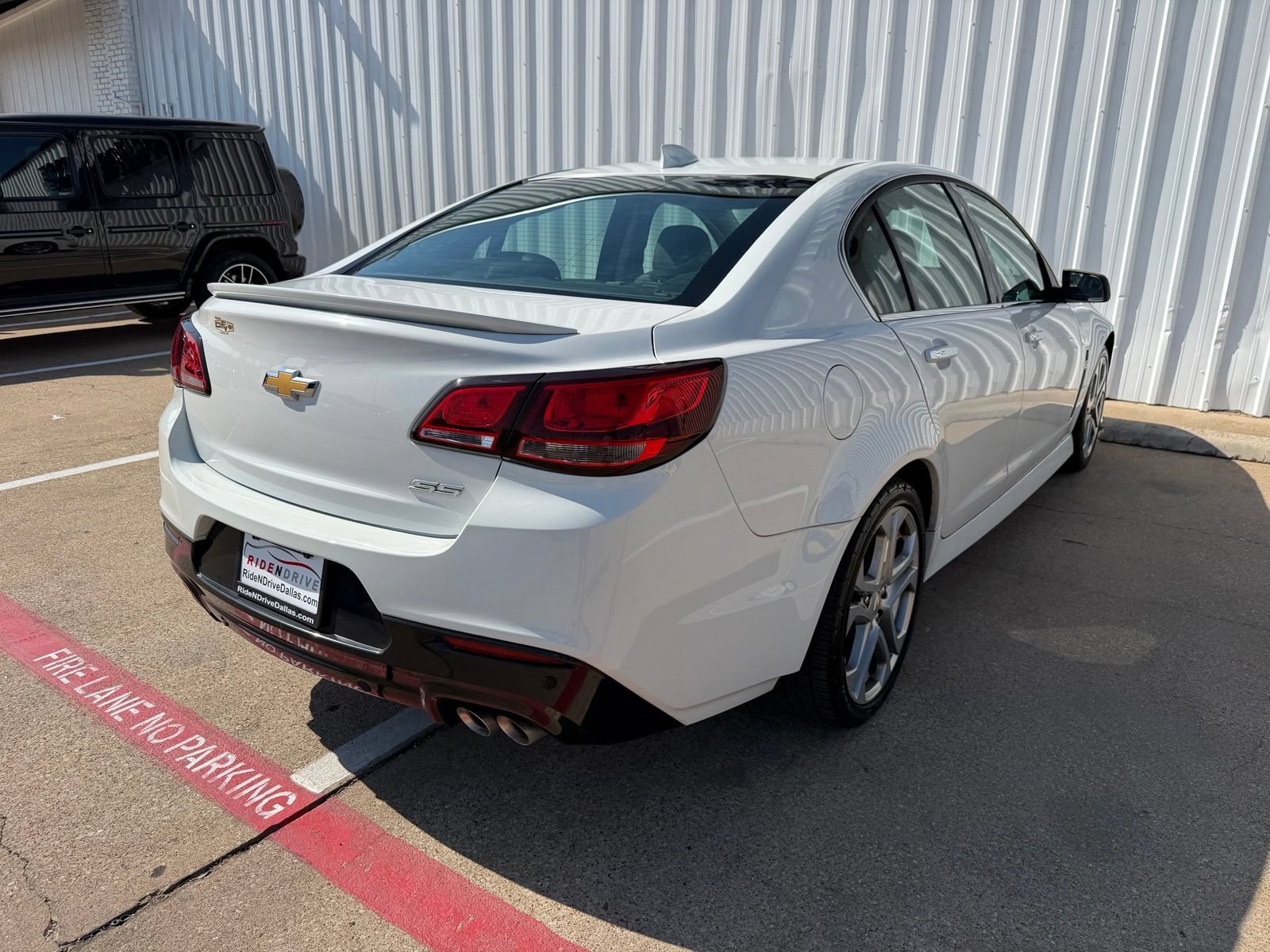 Used 2016 Chevrolet SS RWD image 7