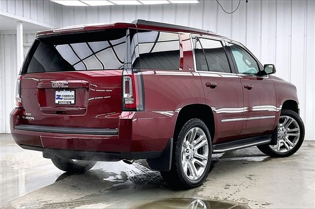 Used 2017 GMC Yukon SLT w/ Premium Edition image 12