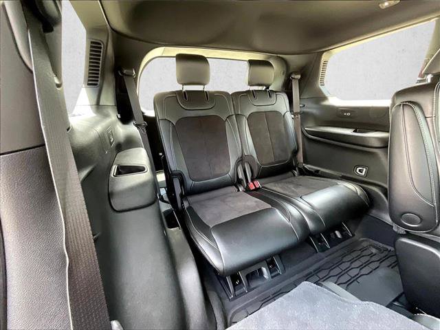 Used 2025 Jeep Grand Cherokee L Altitude RWD image 29