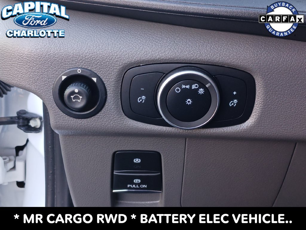 Used 2023 Ford E-Transit Medium Roof RWD image 27