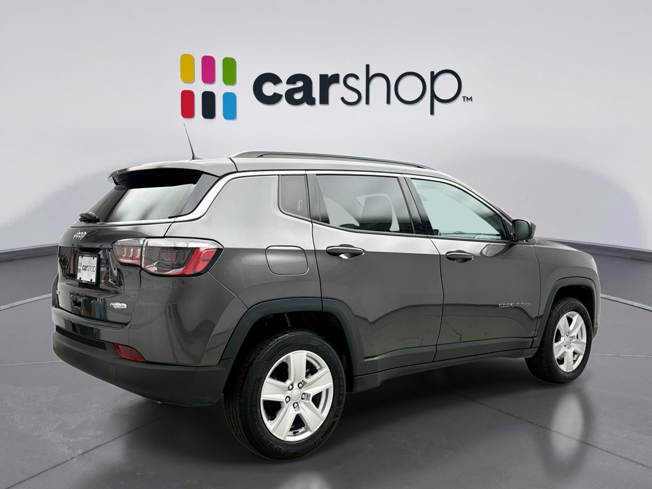 Used 2022 Jeep Compass Latitude w/ Sun and Sound Group AWD/4WD image 5
