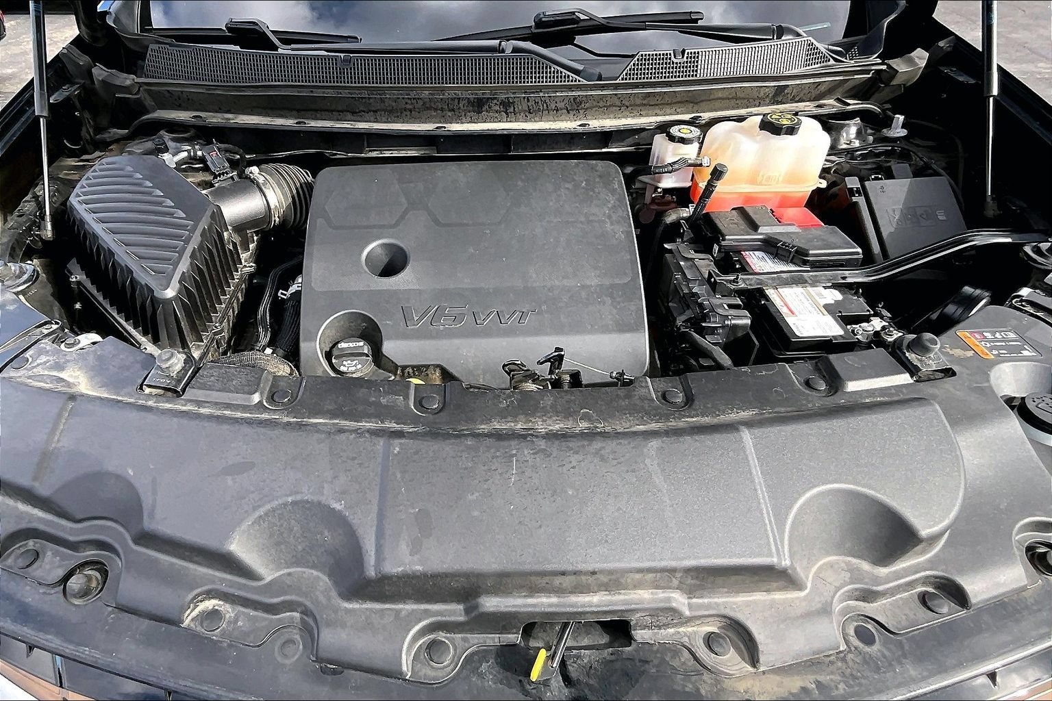 Used 2022 Chevrolet Traverse High Country w/ LPO, Floor Liner Package AWD/4WD image 9