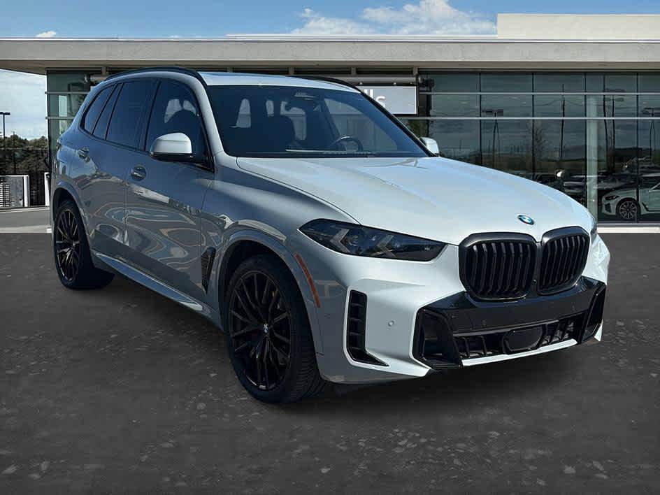 Used 2024 BMW X5 xDrive40i w/ M Sport Package