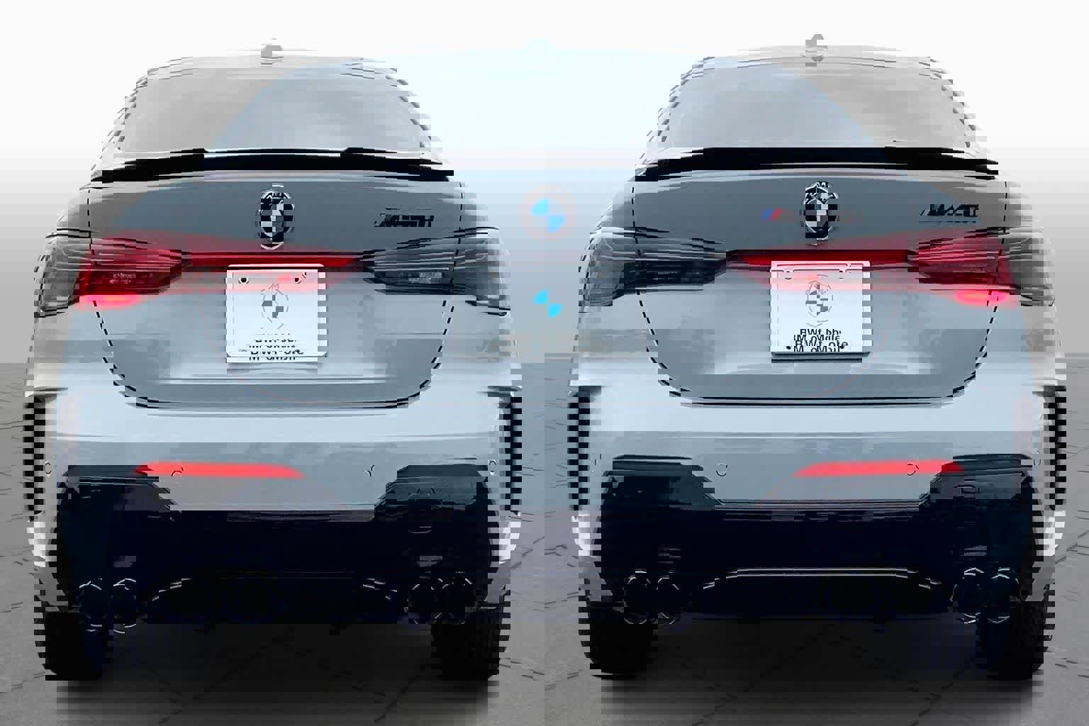 Certified 2025 BMW M440i Coupe w/ Premium Package image 4