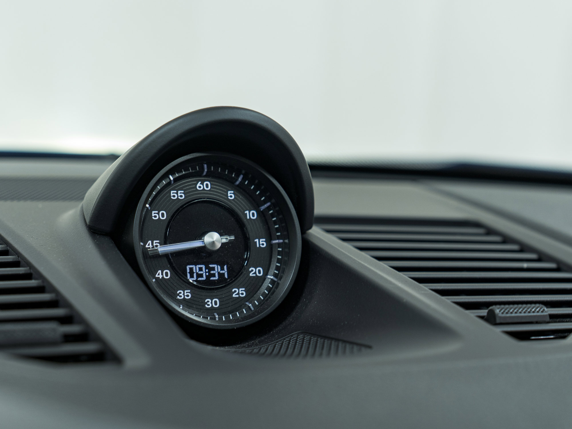 Certified 2022 Porsche 911 Carrera 4 GTS image 24