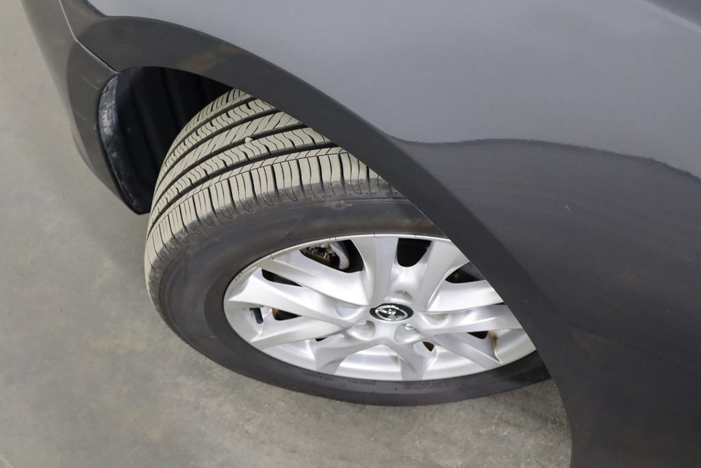 Used 2015 MAZDA MAZDA3 i Touring FWD image 39