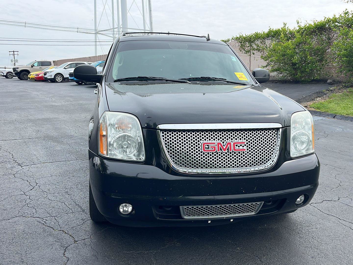 Used 2013 GMC Yukon Denali AWD/4WD image 7