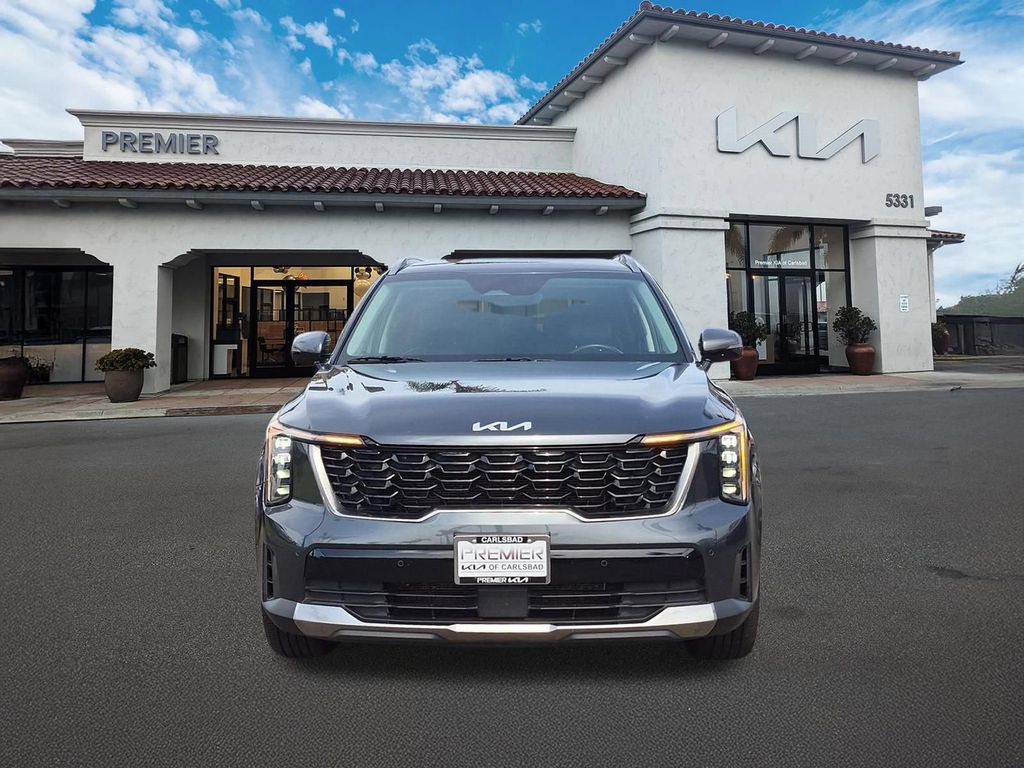 Certified 2024 Kia Sorento S FWD image 3
