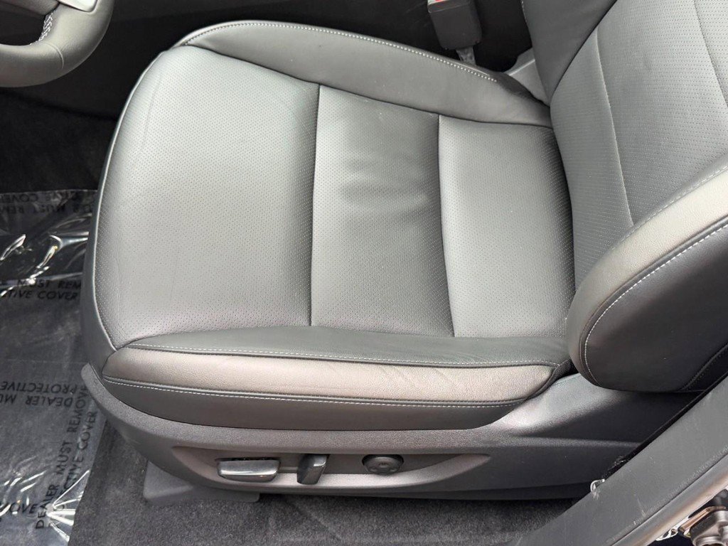 Used 2025 INFINITI QX50 Luxe image 26