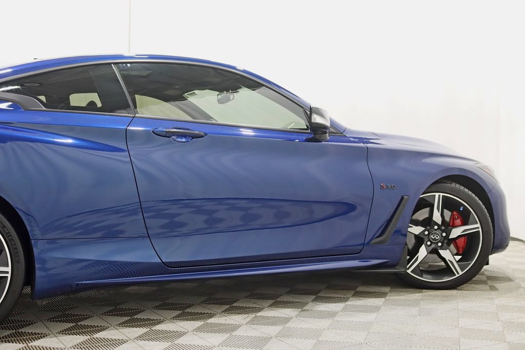 Used 2019 INFINITI Q60 Red Sport 400 w/ Proactive Package AWD/4WD image 10