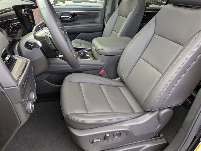 New 2026 Chevrolet Suburban Z71 w/ Comfort Package image 11