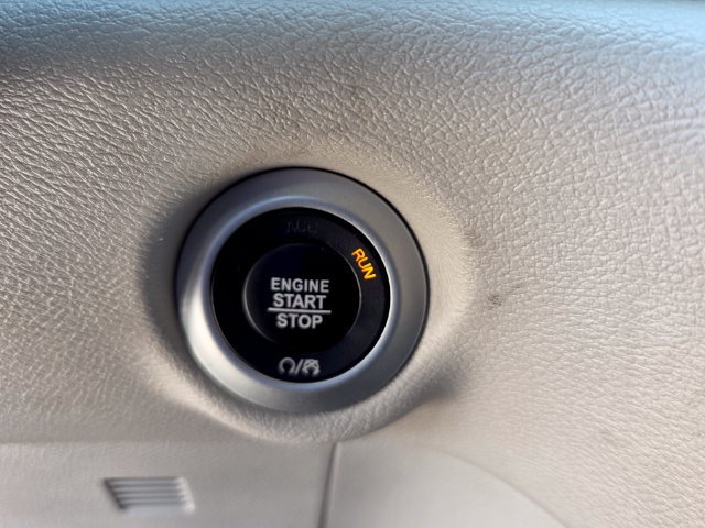 Used 2023 Chrysler Voyager LX FWD image 22