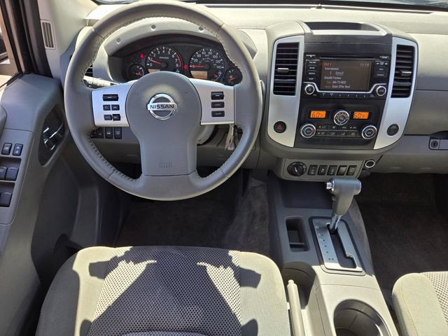 Used 2016 Nissan Frontier SV w/ SV Value Truck Package AWD/4WD image 13
