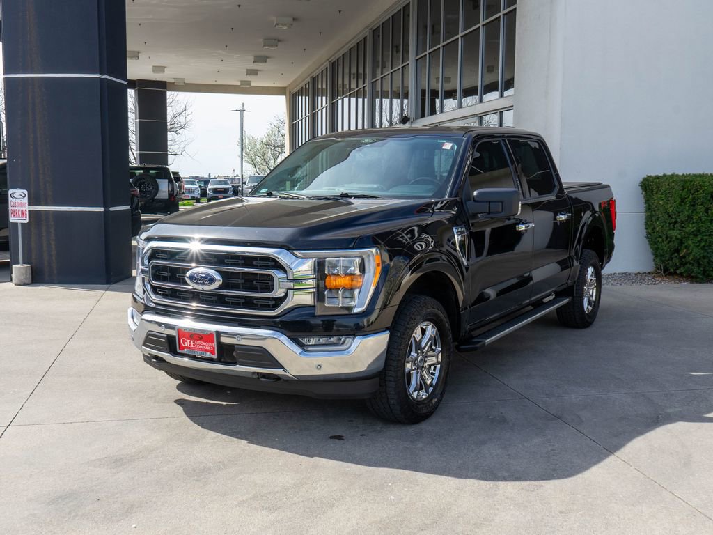 Used 2022 Ford F150 XLT w/ Equipment Group 302A High AWD/4WD image 3
