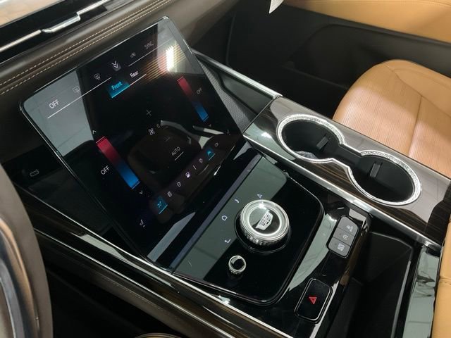 New 2026 Cadillac Escalade Luxury w/ Touring Package image 19