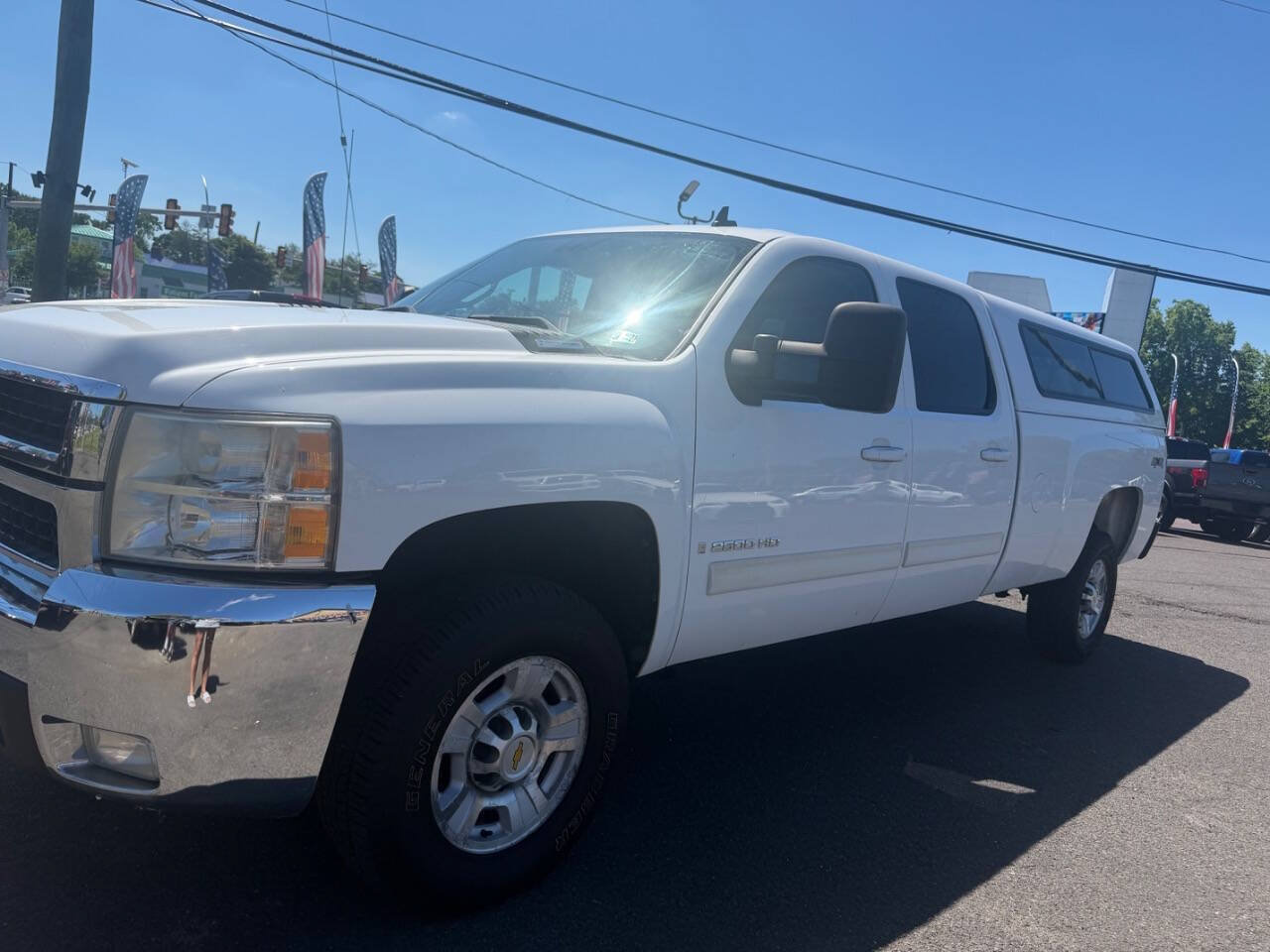 Used 2009 Chevrolet Silverado 2500 LTZ w/ Safety Package AWD/4WD image 1