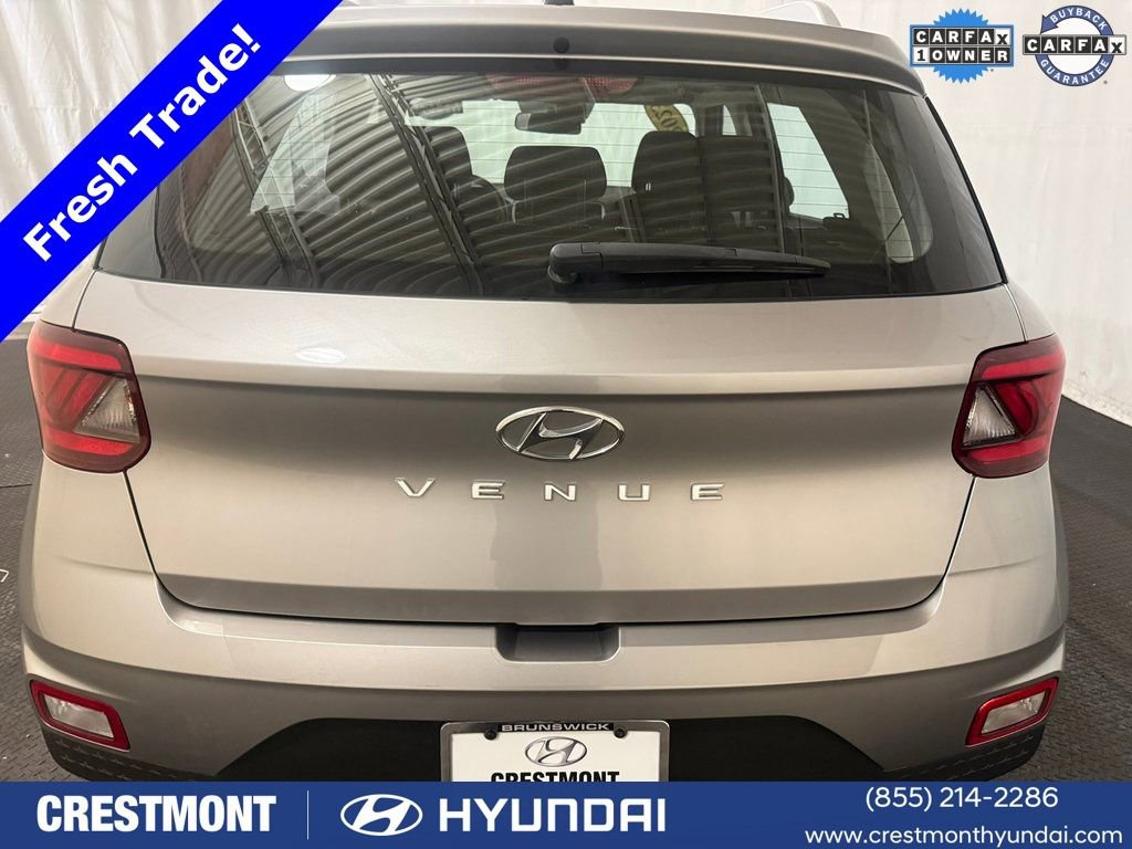Certified 2023 Hyundai Venue SEL FWD image 12