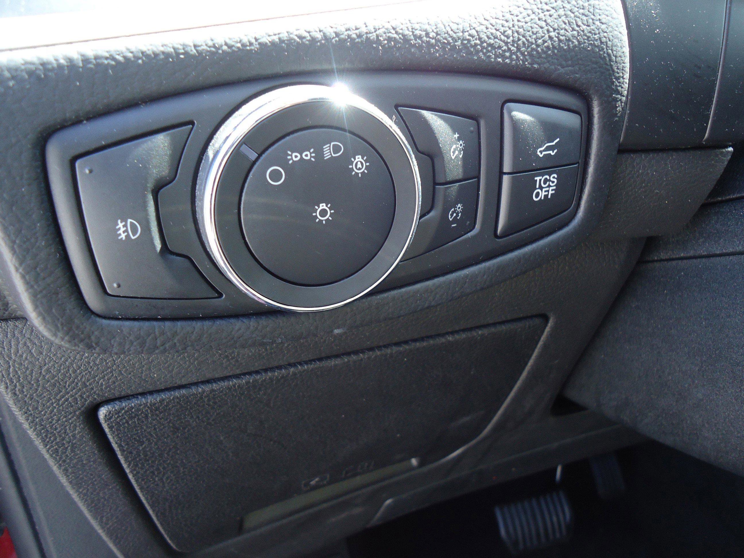 Used 2022 Ford Edge SEL w/ Convenience Package image 14