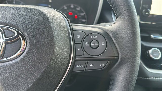 Used 2023 Toyota Corolla SE image 15