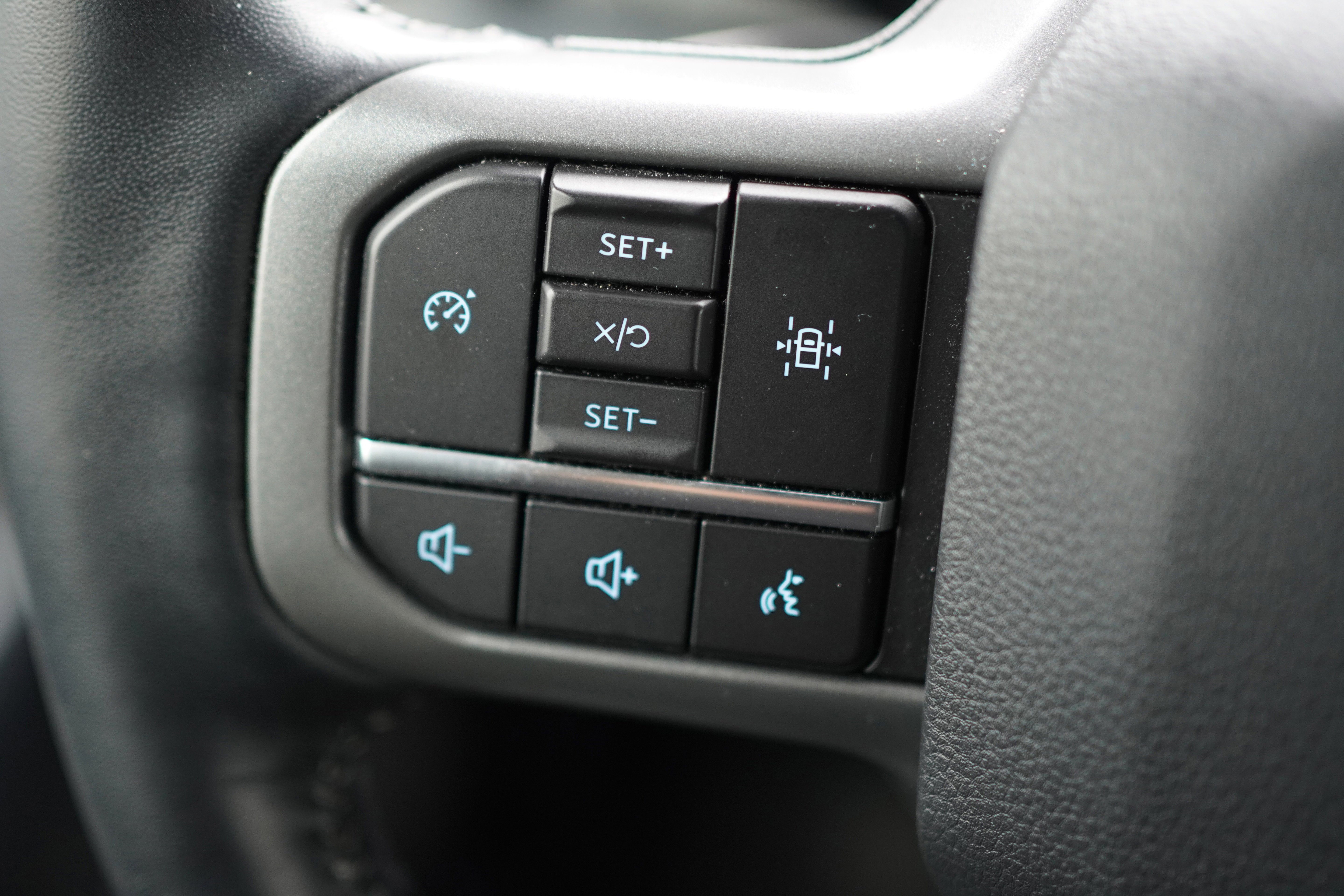 Used 2021 Ford F150 Lariat w/ Equipment Group 501A Mid image 48