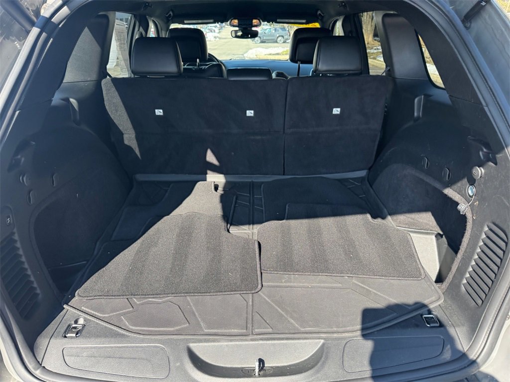 Used 2020 Jeep Grand Cherokee Altitude image 16