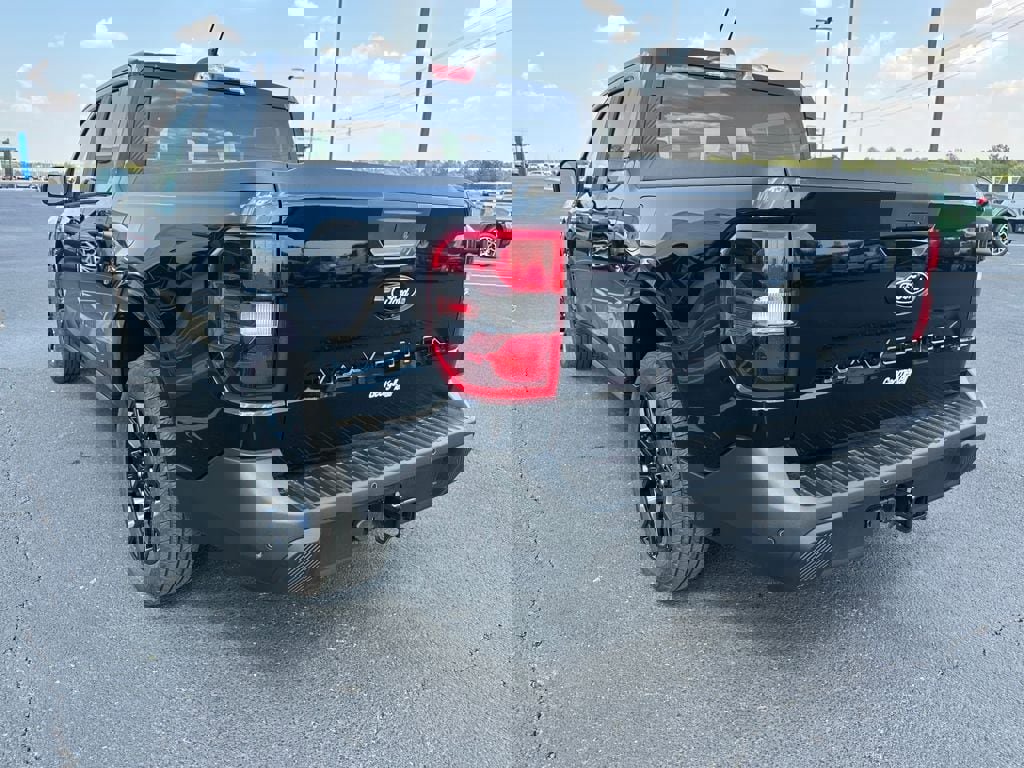 New 2025 Ford Maverick XLT w/ XLT Luxury Package image 23