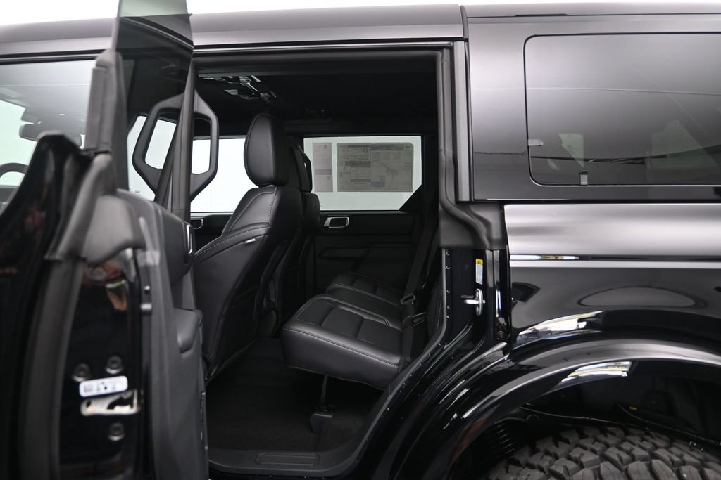 New 2026 Ford Bronco Outer Banks AWD/4WD image 23
