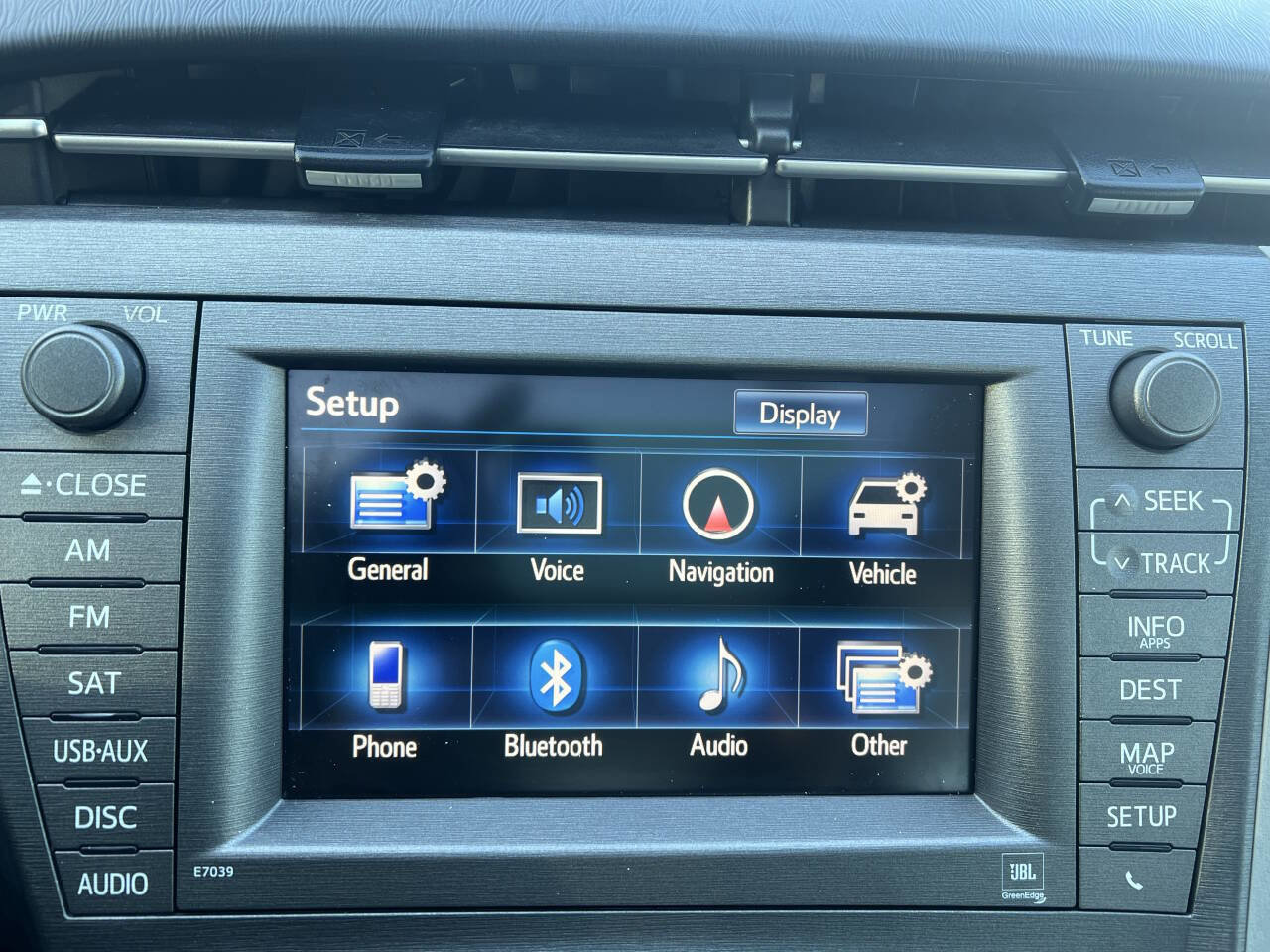 Used 2015 Toyota Prius Four w/ Deluxe Solar Roof Package image 15