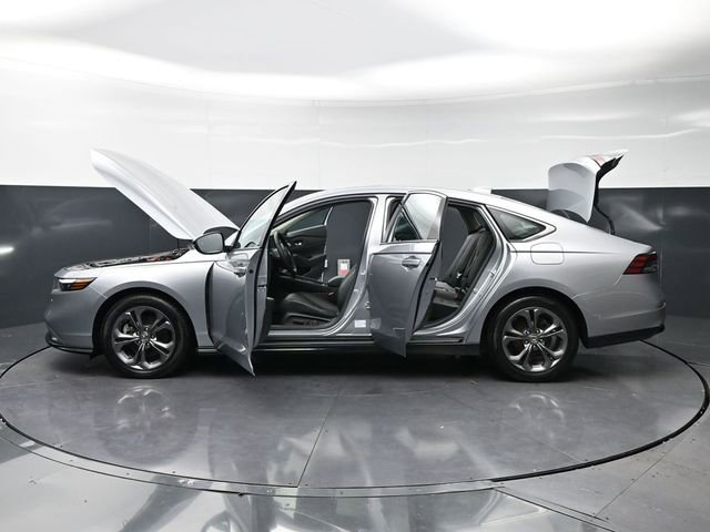 Used 2023 Honda Accord EX-L image 41