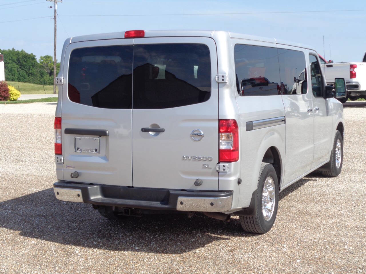 Used 2019 Nissan NV 3500 SL RWD image 6