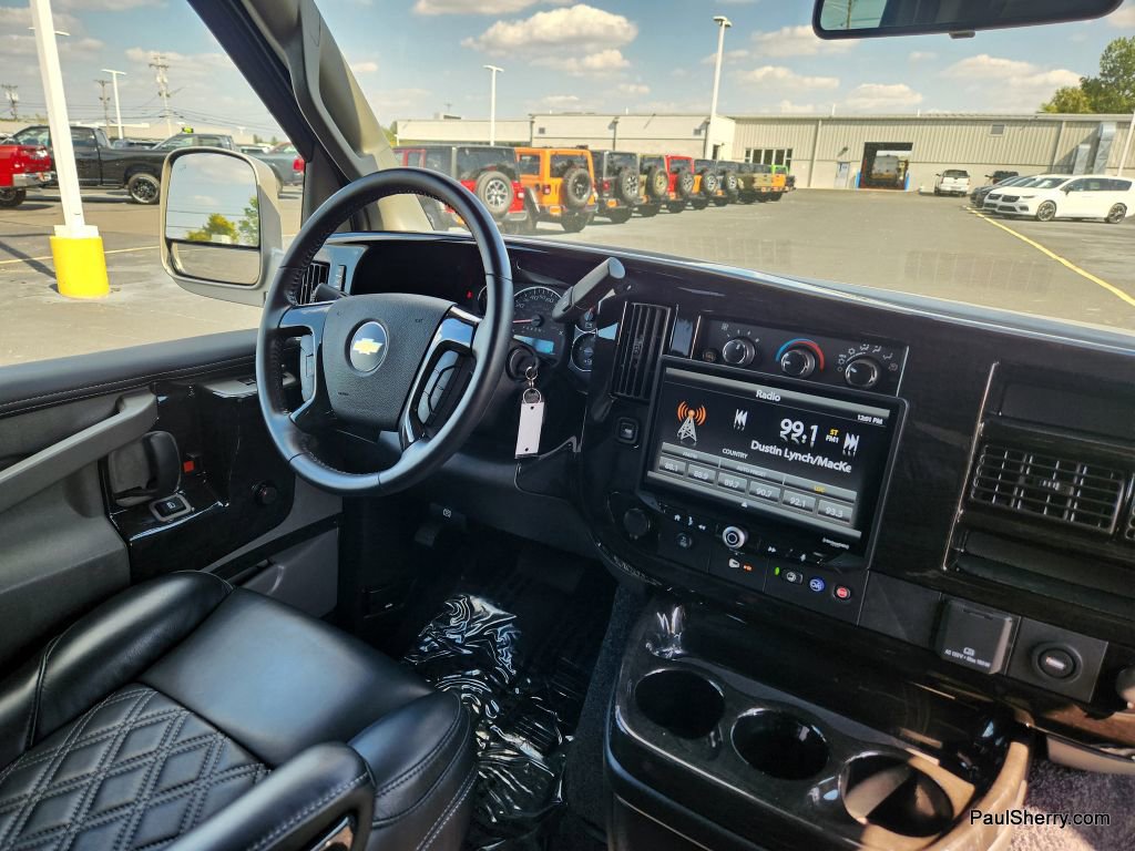 Used 2023 Chevrolet Express 2500 image 38