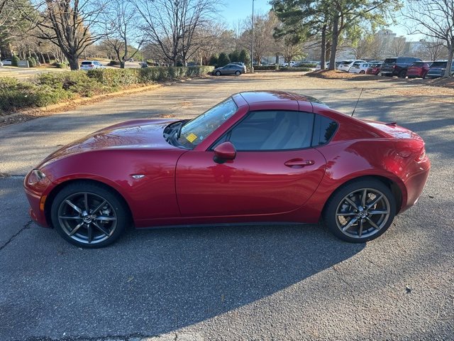 Used 2017 MAZDA MX-5 Miata RF Grand Touring image 3