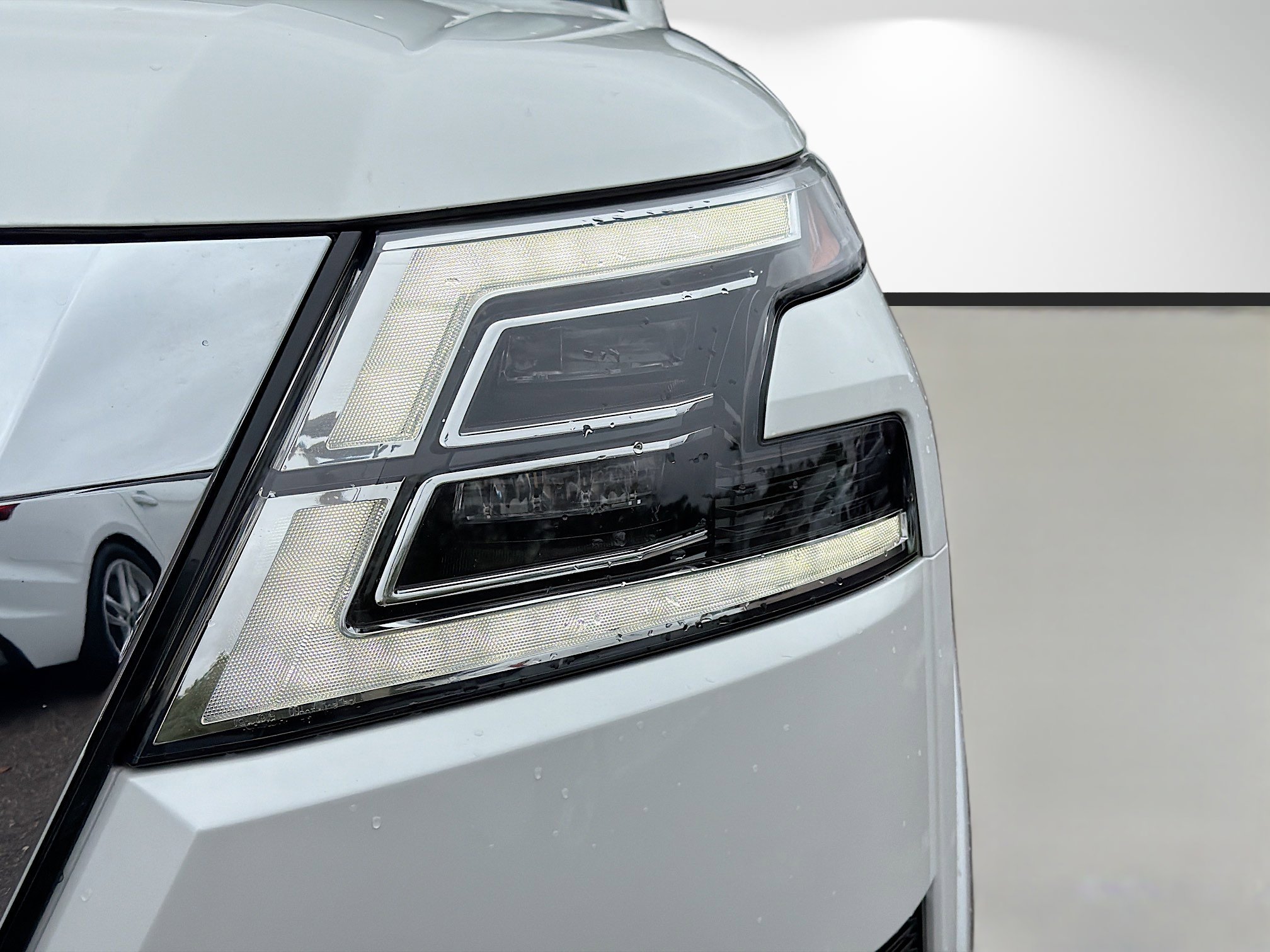 Used 2022 Nissan Armada SL image 9