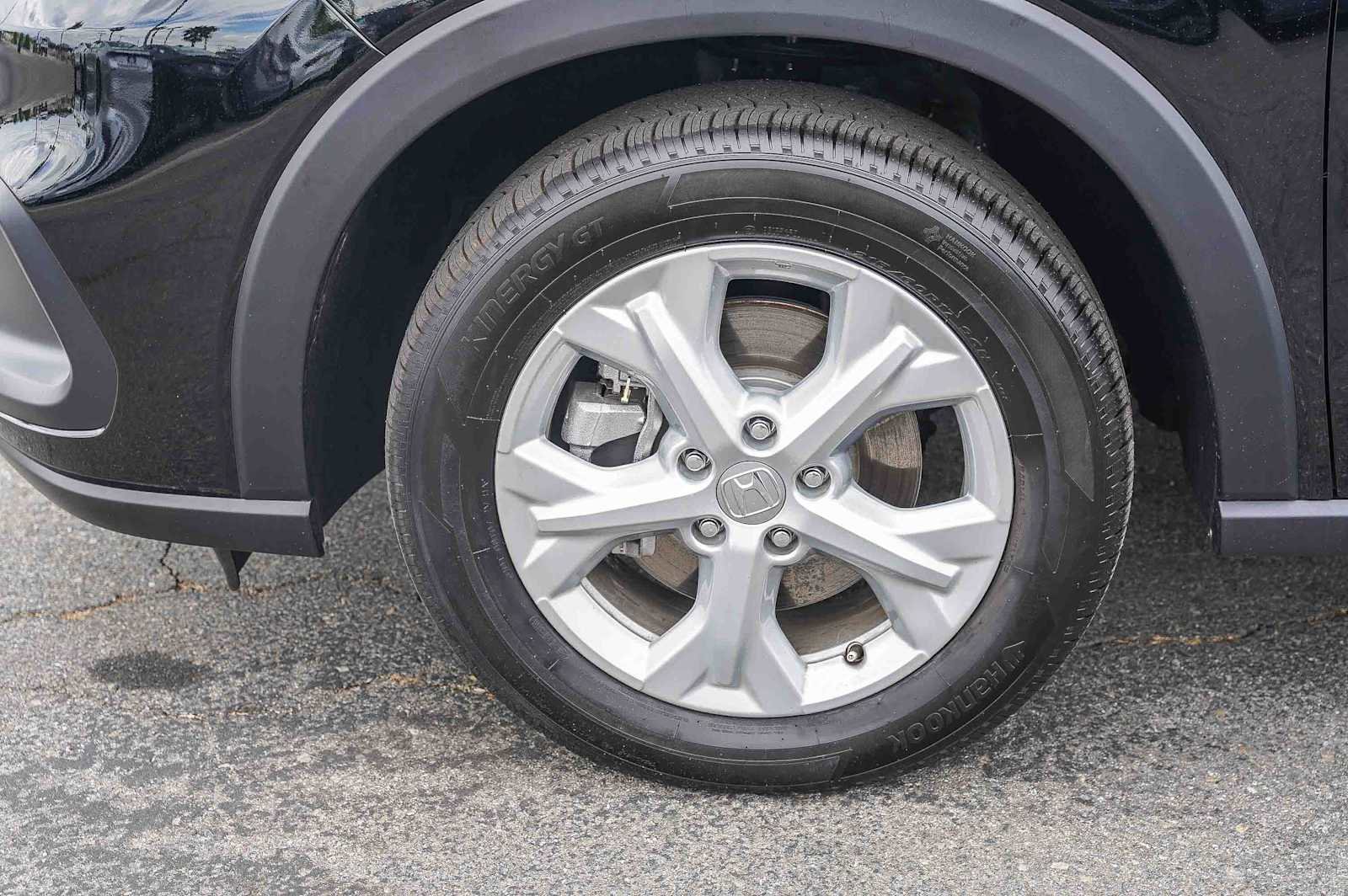 Certified 2025 Honda HR-V LX image 9