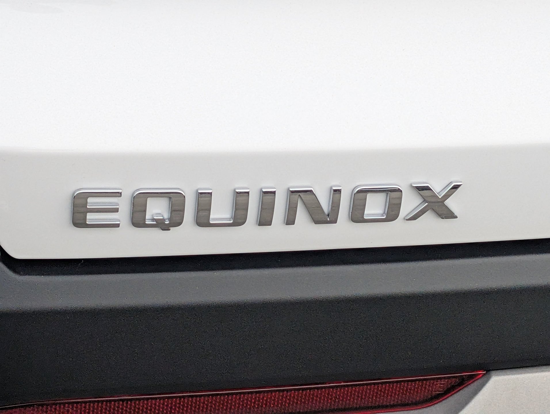 New 2027 Chevrolet Equinox LT FWD image 11