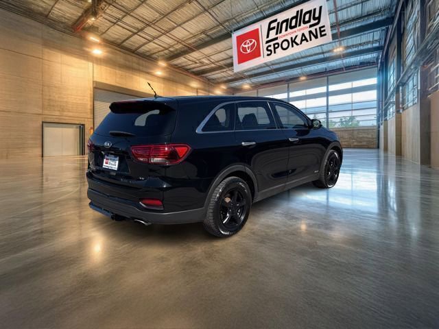 Used 2019 Kia Sorento LX image 4