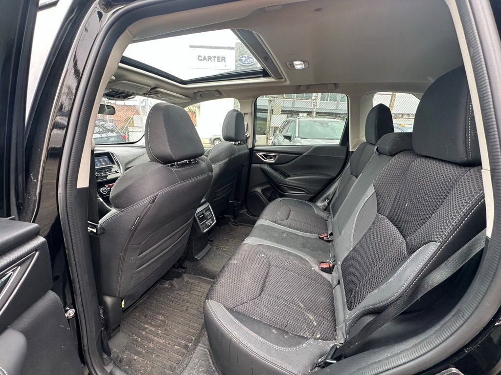 Used 2023 Subaru Forester Premium AWD/4WD image 10