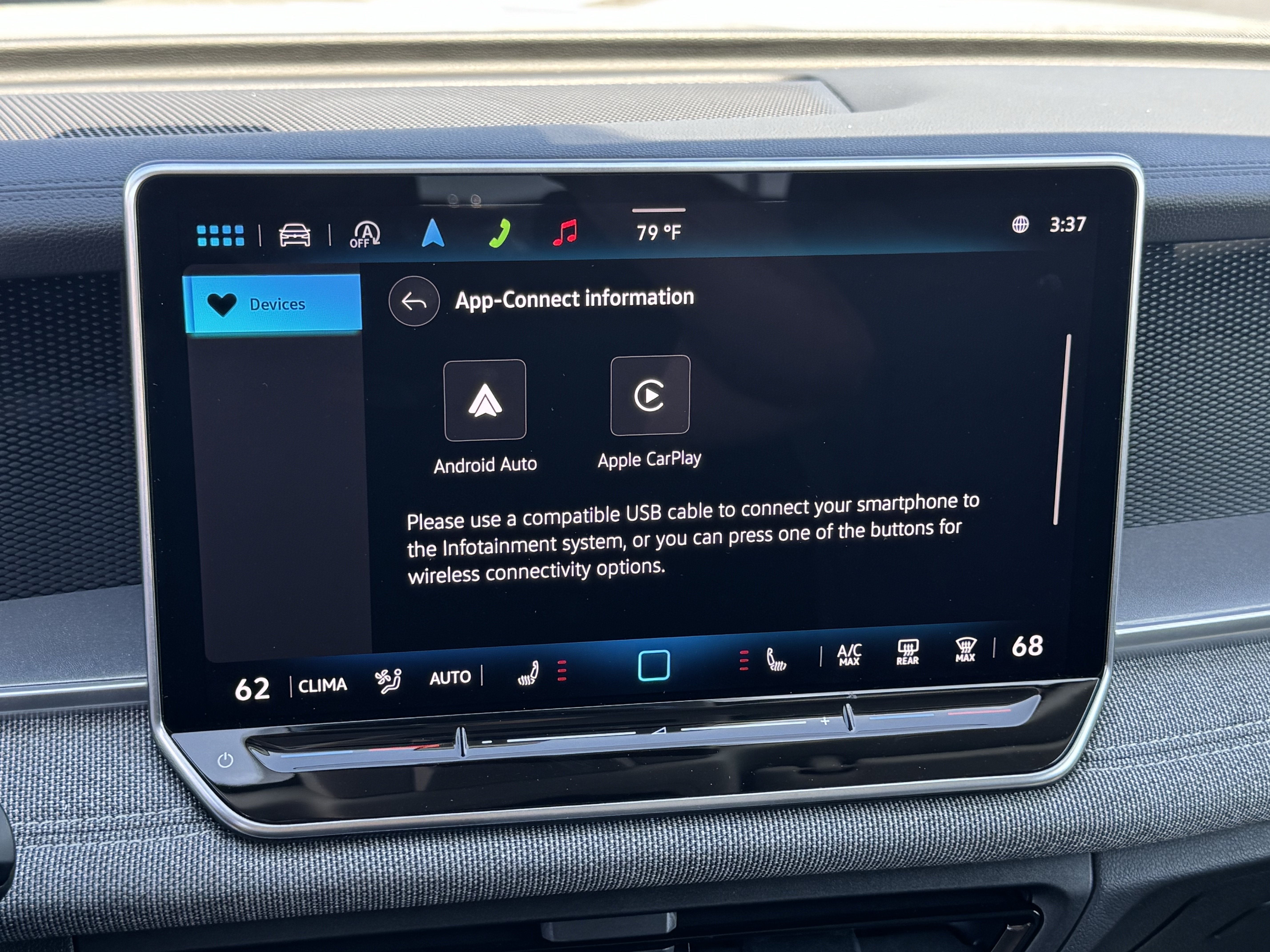 Certified 2025 Volkswagen Tiguan S FWD image 25