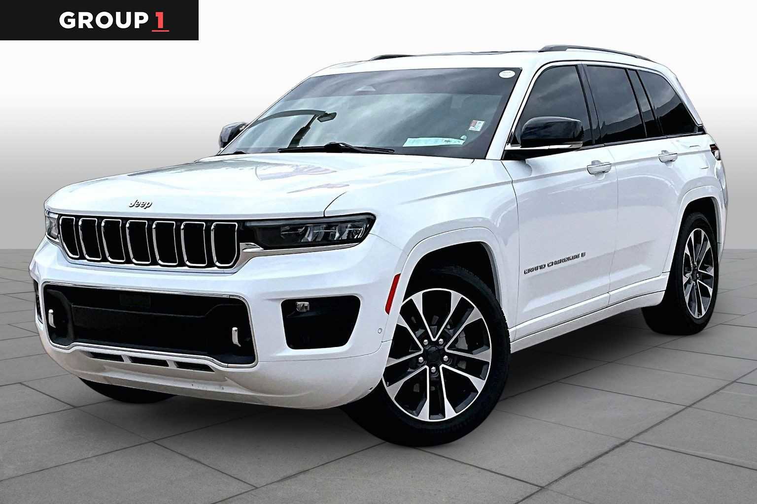 Used 2022 Jeep Grand Cherokee Overland AWD/4WD image 1