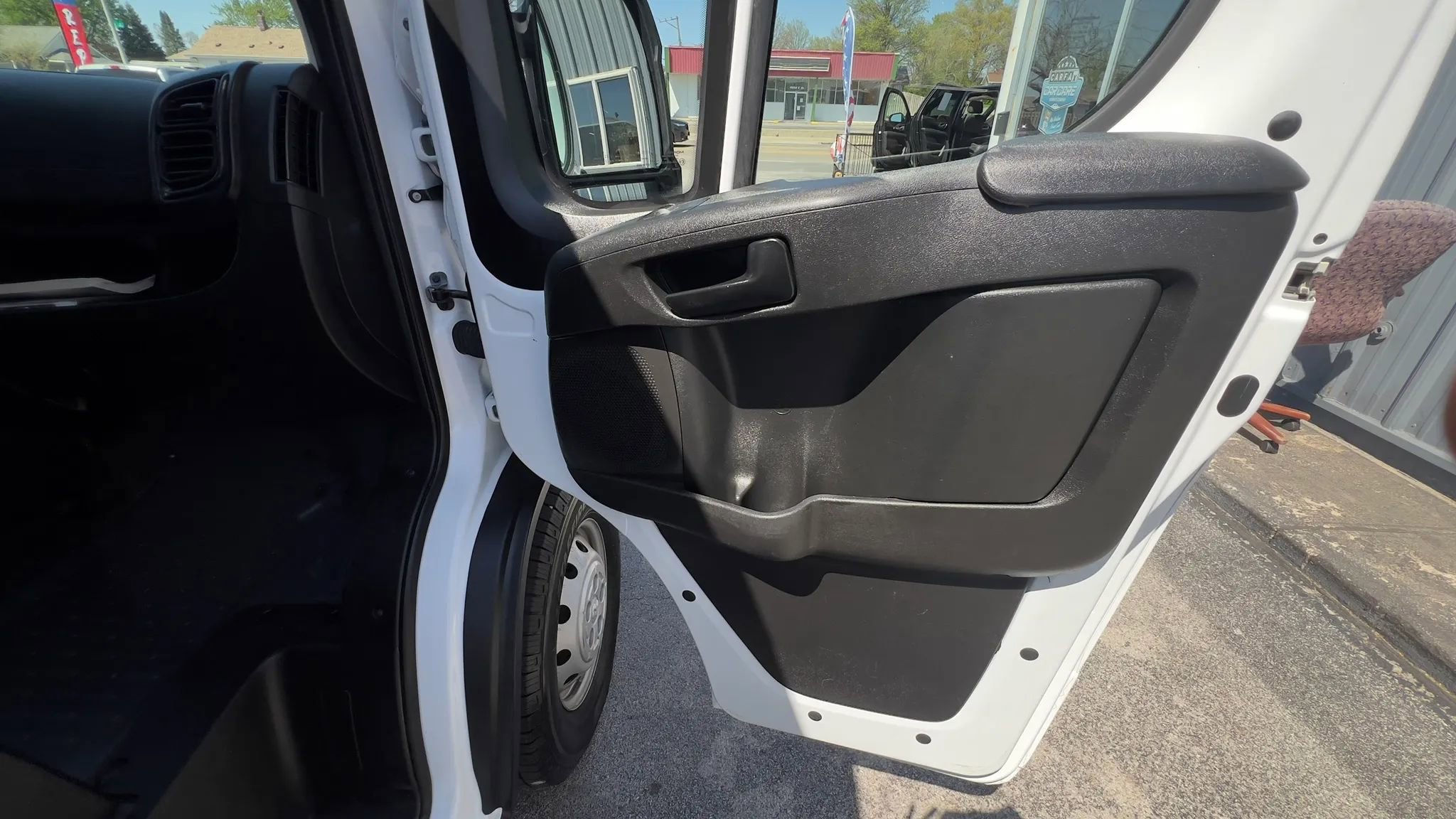 Used 2023 RAM ProMaster 3500 w/ Driver Convenience Group FWD image 20