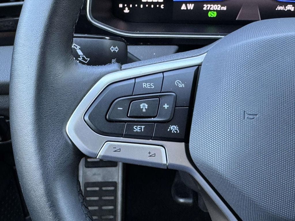 Used 2025 Volkswagen Jetta Sport FWD image 10