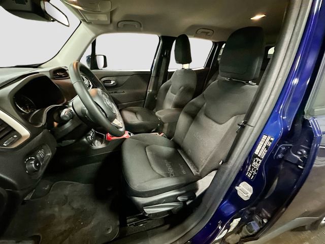 Used 2017 Jeep Renegade Latitude image 21