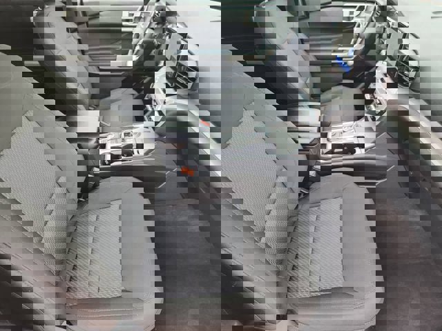 Used 2023 Ford Explorer XLT image 15