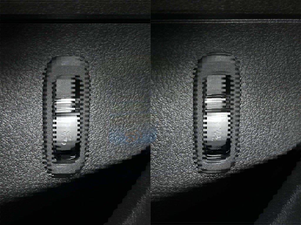 Used 2022 Mercedes-Benz C 300 4MATIC Sedan image 22