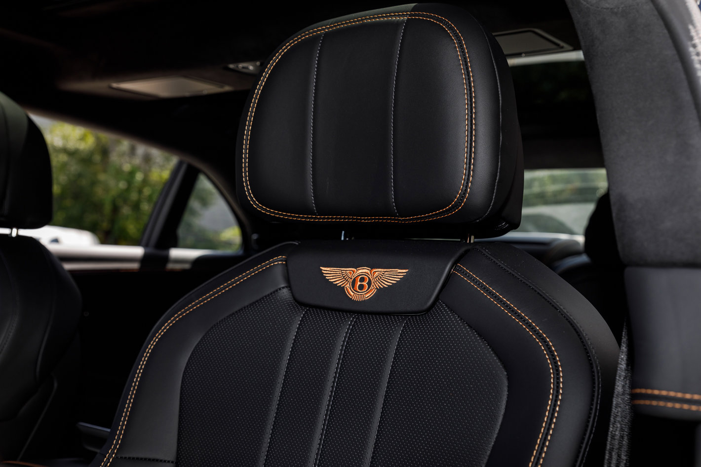 New 2025 Bentley Flying Spur Plug-In Hybrid image 26