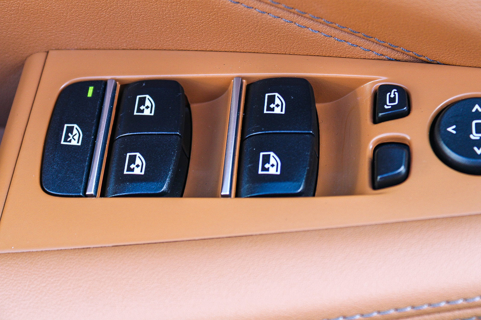 Used 2023 BMW X5 xDrive45e w/ Parking Assistance Package image 20