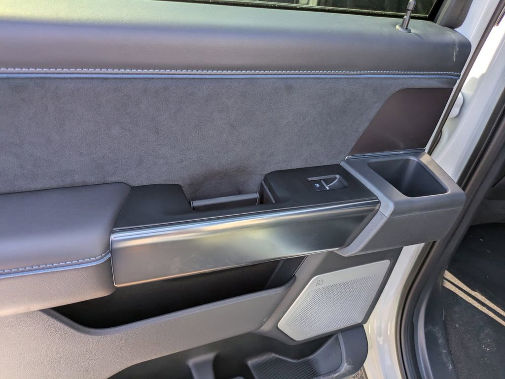 New 2026 Ford F350 Platinum w/ FX4 Off-Road Package image 14