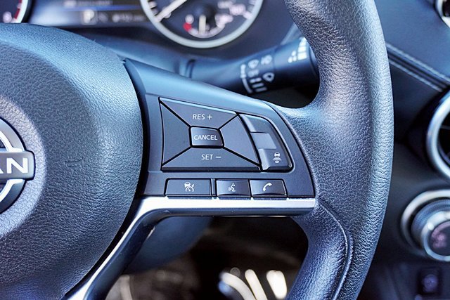 Used 2024 Nissan Sentra SV FWD image 45