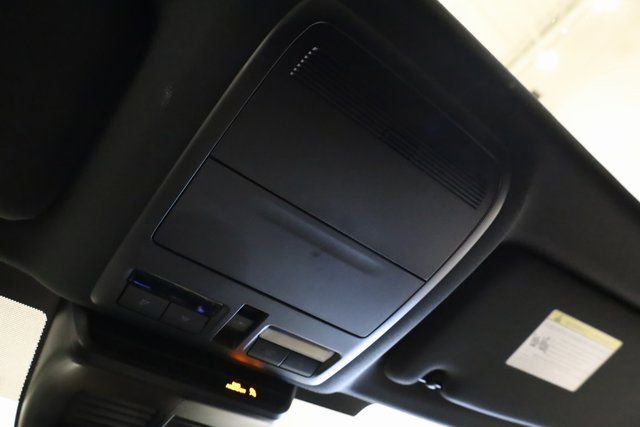 Used 2025 MAZDA CX-90 Plug-In Hybrid w/ Premium Plus image 28